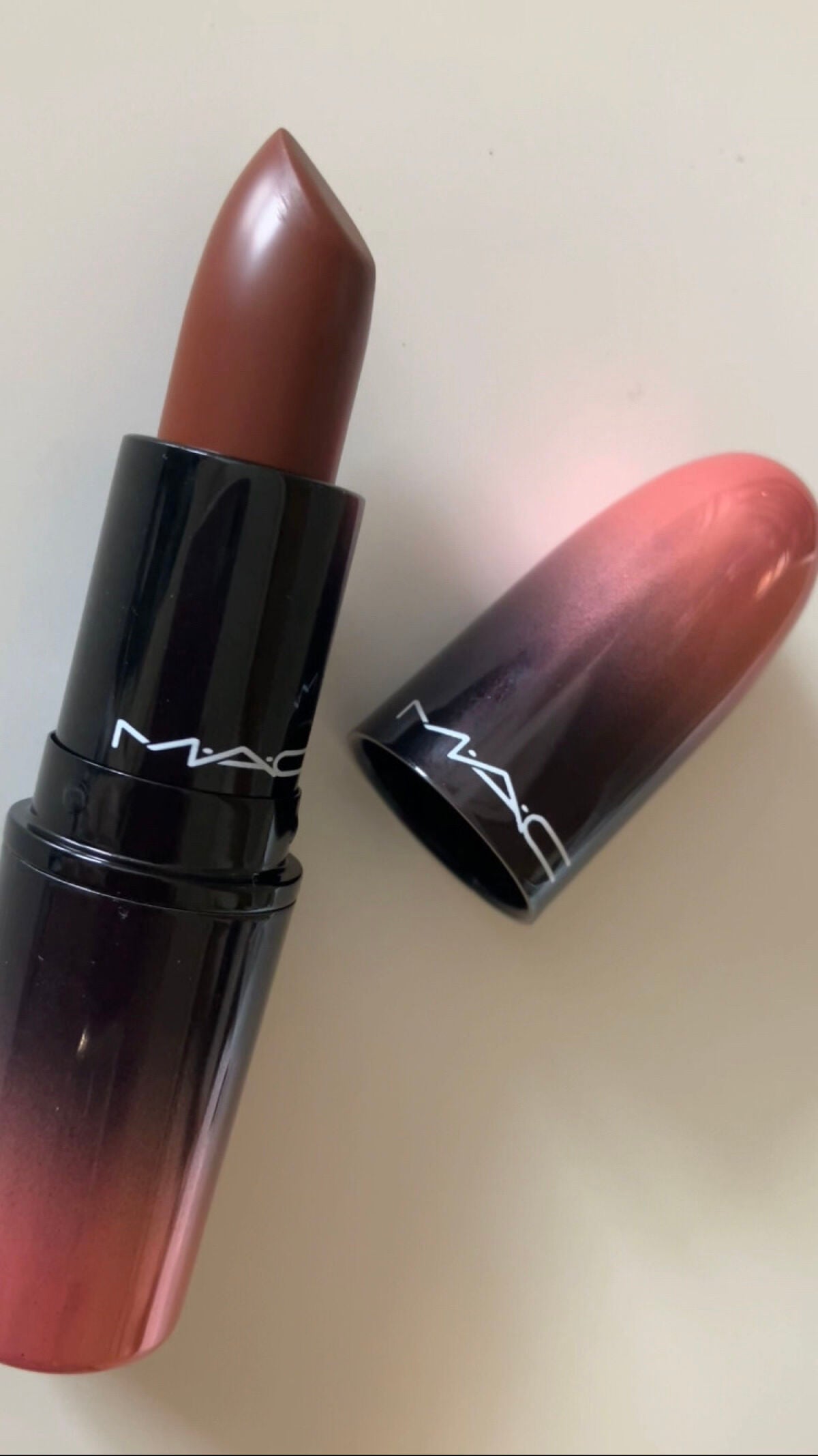 ラブ ミー リップスティック /M・A・C/口紅を使ったクチコミ(3枚目)
