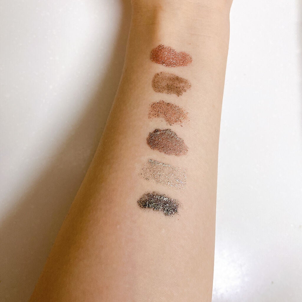 グリッター&グロウ リキッドアイシャドウ/stila/グリッターを使ったクチコミ(2枚目)