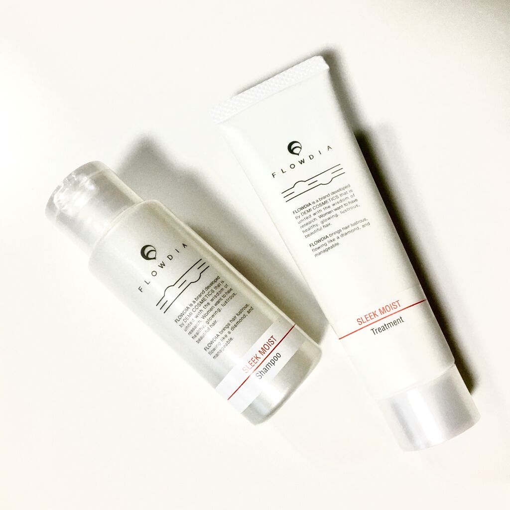 トリートメントスリークモイスト/FLOWDIA/洗い流すヘアトリートメントを使ったクチコミ（2枚目）