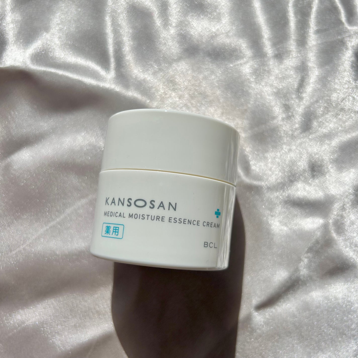 乾燥さん 薬用しっとりクリーム 【医薬部外品】/乾燥さん/フェイスクリームを使ったクチコミ(3枚目)