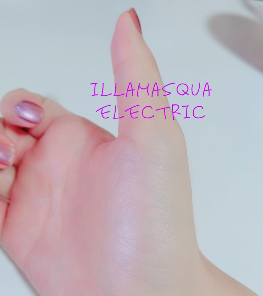 beyond powder/Illamasqua/パウダーハイライトを使ったクチコミ（3枚目）