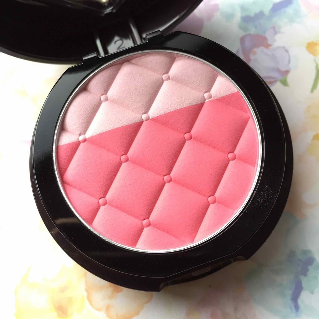 パフチークス/KiSS/パウダーチークを使ったクチコミ(4枚目)