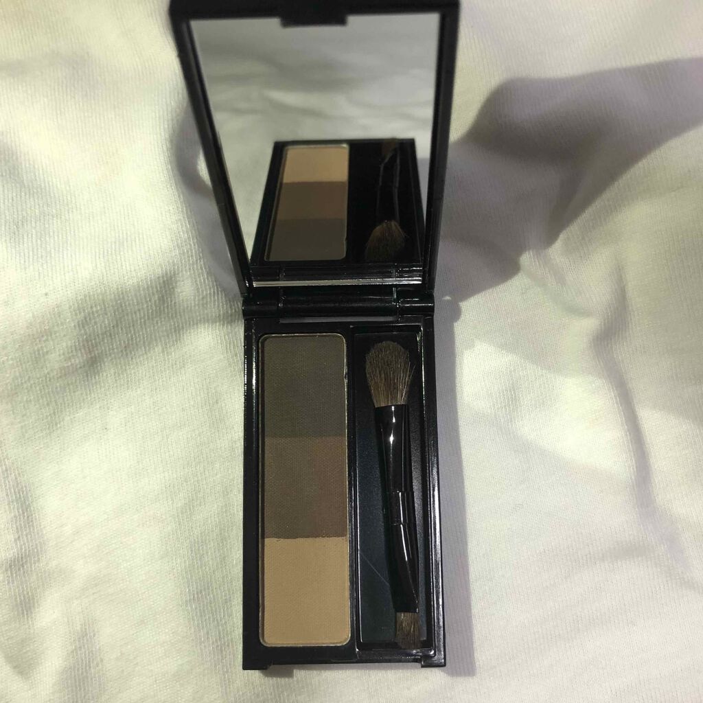 3カラーアイブロウパレット 02 ダークブラウン/エンジェルハート/パウダーアイブロウを使ったクチコミ（2枚目）