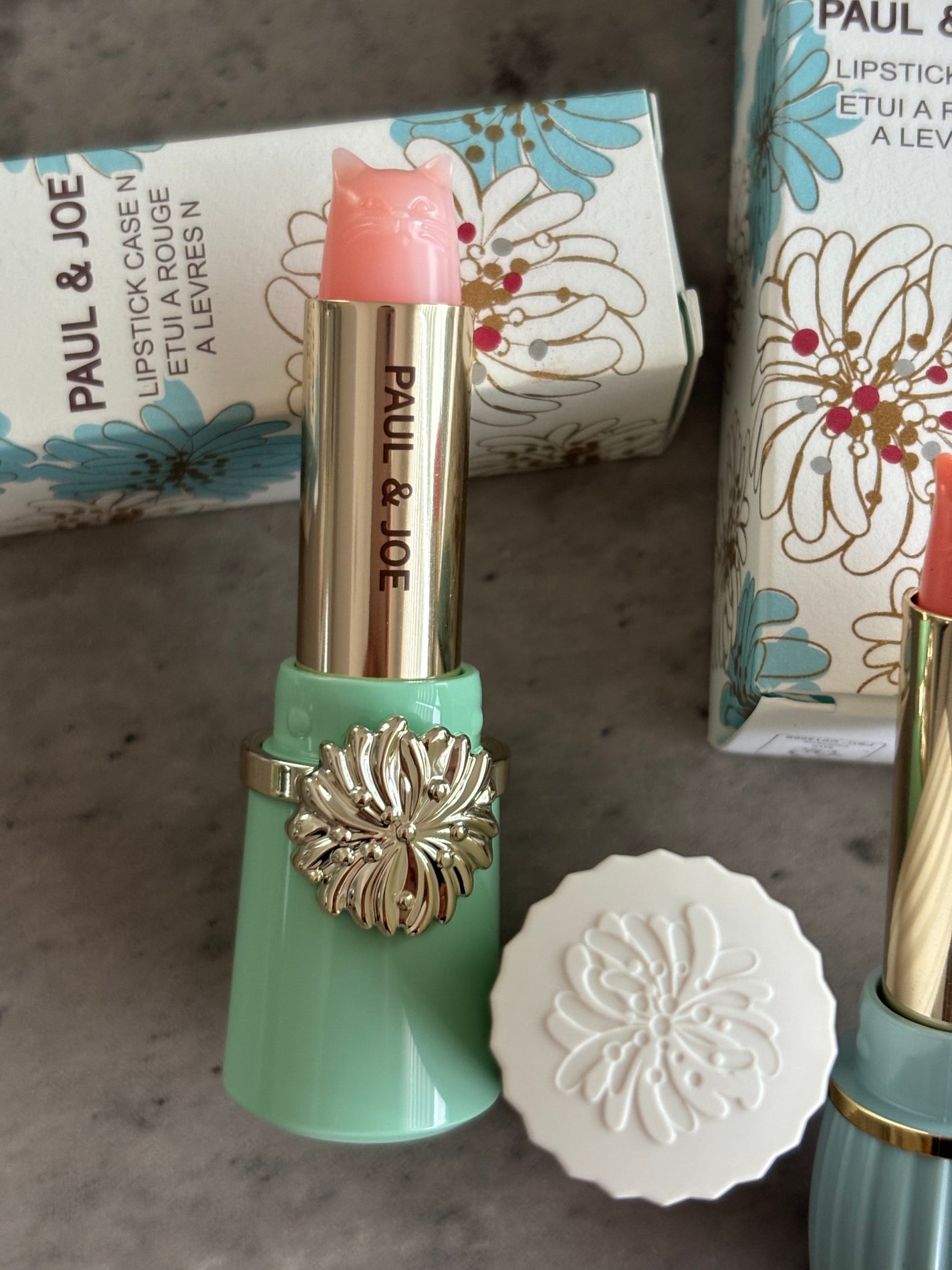 リップスティック スクレドール/PAUL & JOE BEAUTE/リップクリームを使ったクチコミ(3枚目)