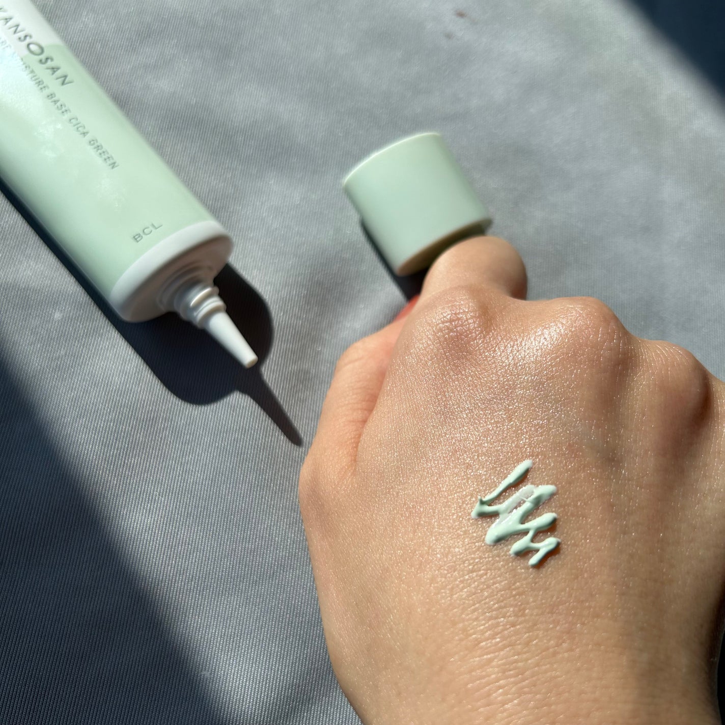 乾燥さん 保湿力スキンケア下地 シカグリーン/乾燥さん/化粧下地を使ったクチコミ(2枚目)