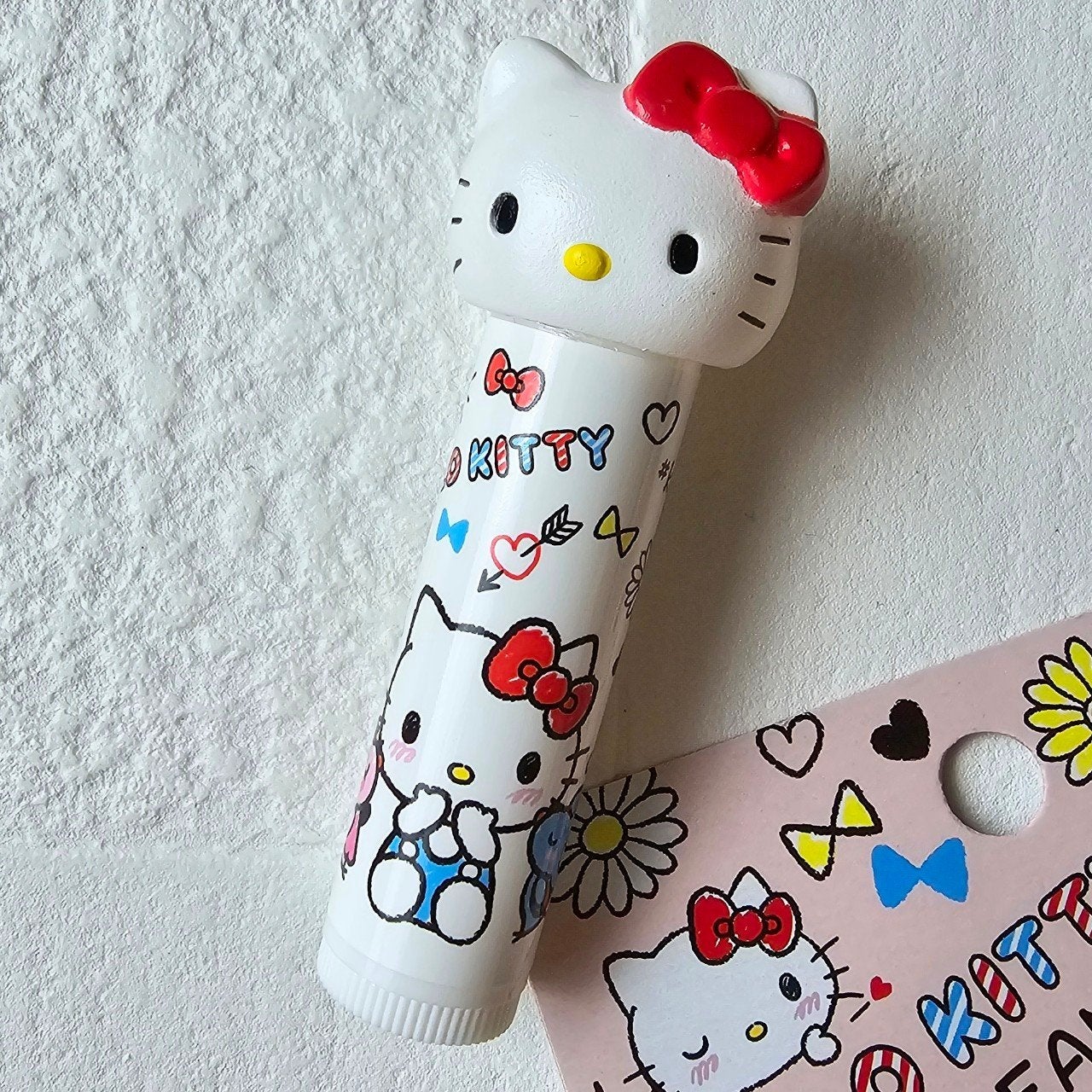 ダイカット リップクリーム ハローキティ ピーチの香り/ピエラス/リップクリームを使ったクチコミ(2枚目)