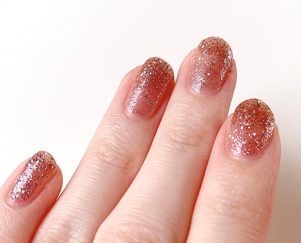 カラフルネイルズ/キャンメイク/マニキュアを使ったクチコミ(4枚目)