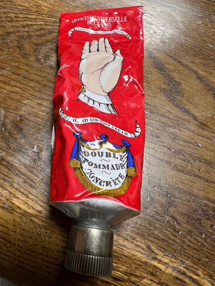 ドゥーブル・ポマード・コンクレット/オフィシーヌ・ユニヴェルセル・ビュリー/ハンドクリームを使ったクチコミ(1枚目)