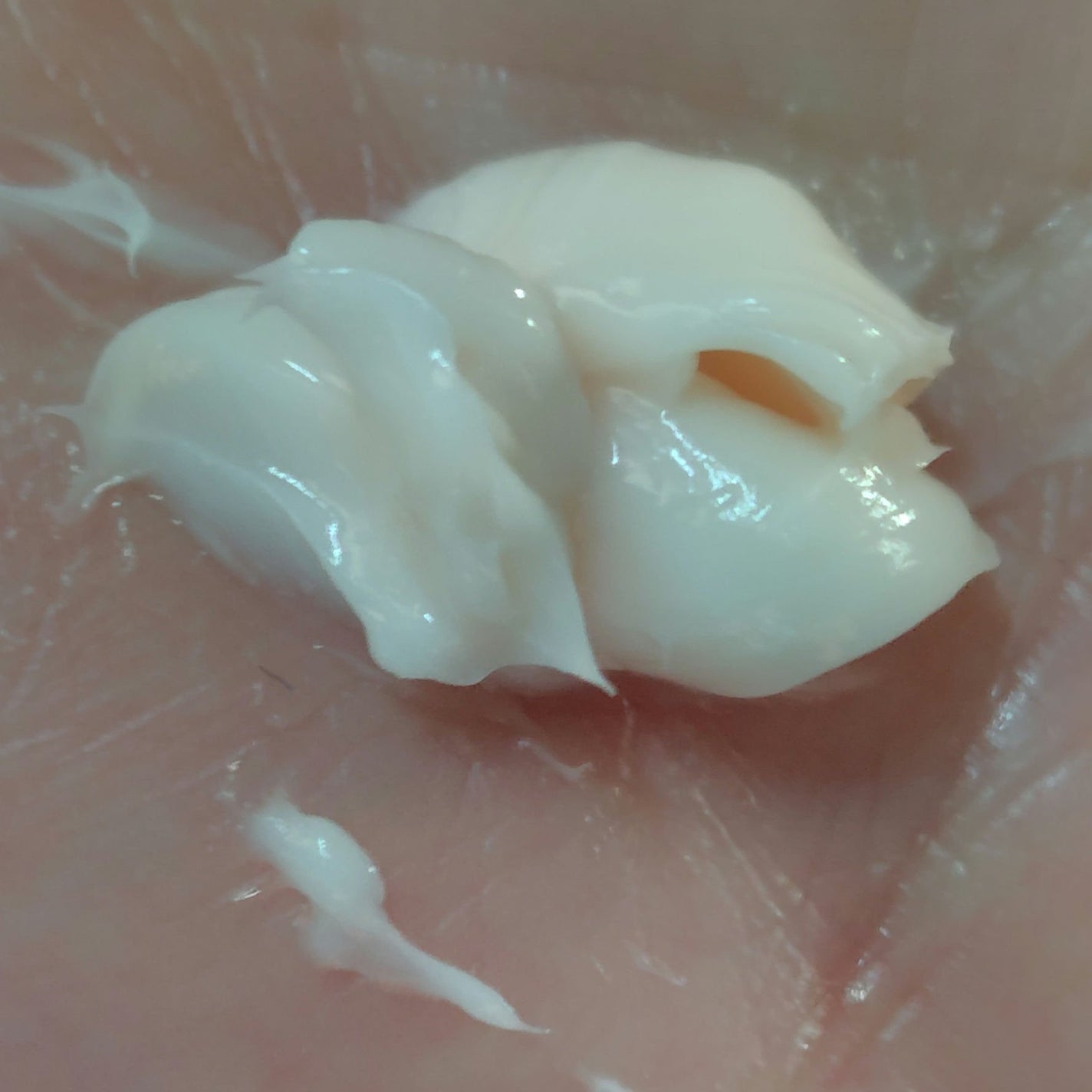 バイタルパーフェクション シュプリームクリーム コンセントレート/SHISEIDO/フェイスクリームを使ったクチコミ(3枚目)