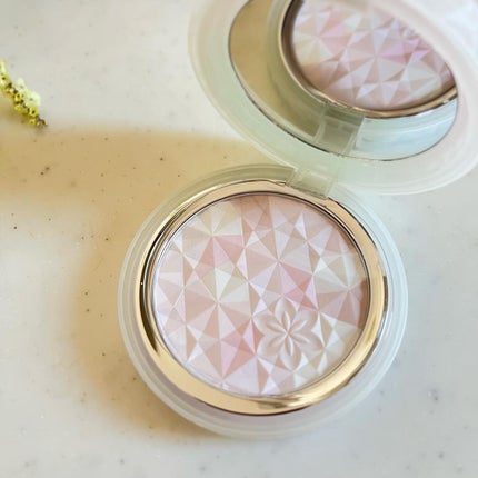AQ オーラ リフレクター 03 sakura beige 可憐な花びらのよう AQ オーラ リフレクター 03 sakura beige 可憐な花びらのよう