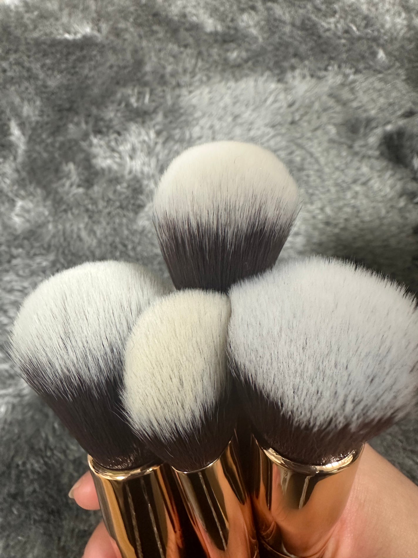 貴族のゴールド メイクブラシ11本セット 化粧ポーチ付き/SIXPLUS/メイクブラシを使ったクチコミ(4枚目)