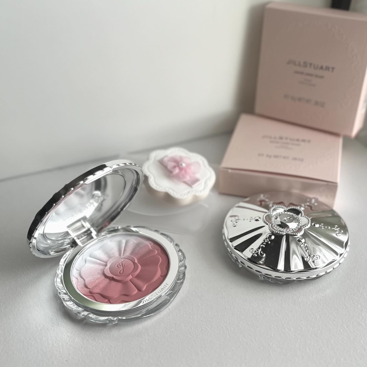 フラワークチュール メイクアップパフ/JILL STUART/パフ・スポンジを使ったクチコミ（1枚目）