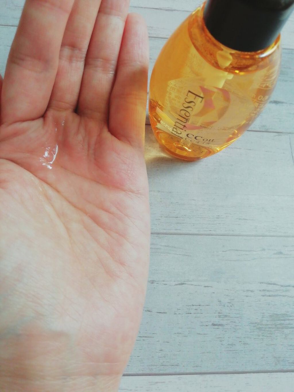 CCオイル/エッセンシャル/ヘアオイルを使ったクチコミ(3枚目)