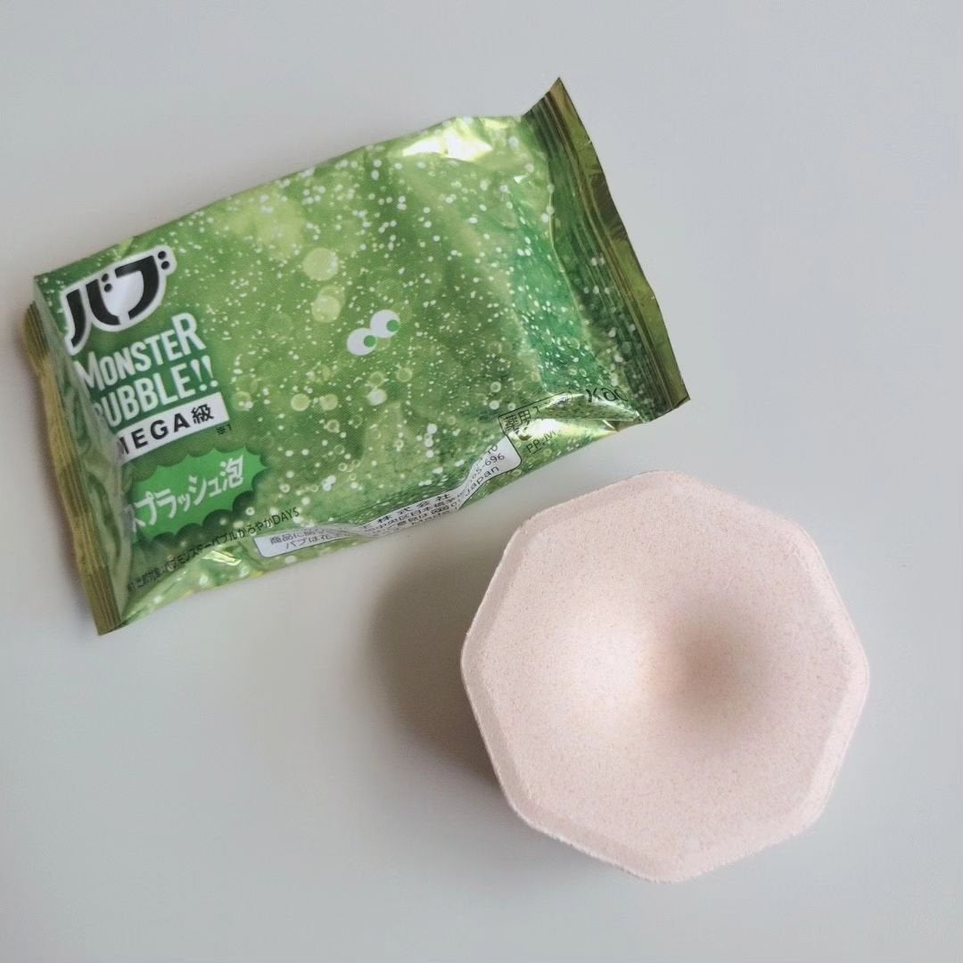 バブ モンスターバブルMEGA級 スプラッシュ泡 シトラススパークの香り/バブ/炭酸系入浴剤を使ったクチコミ(6枚目)
