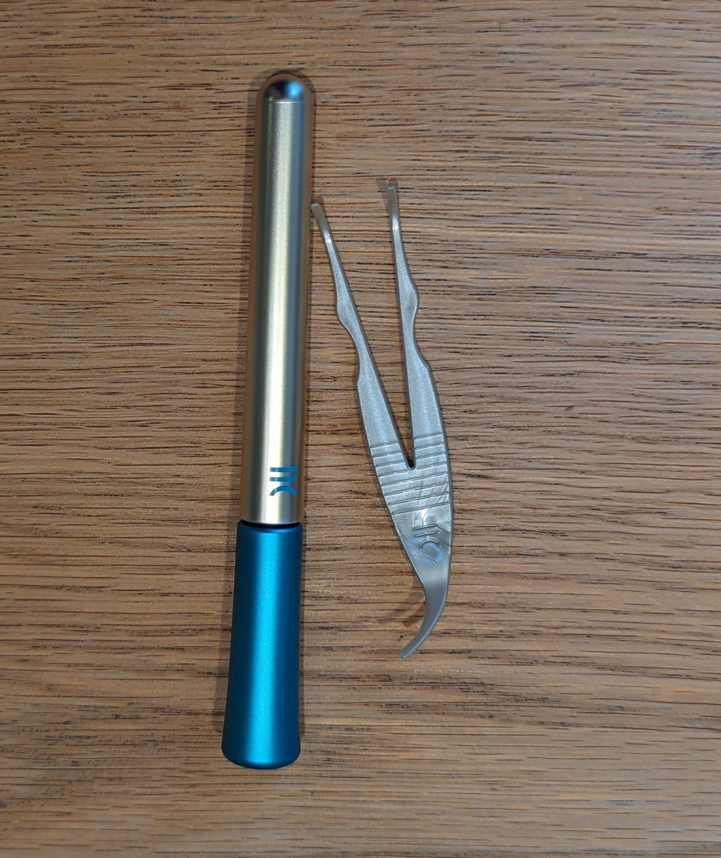 TWOOLダブルアイリッドハイブリットフィルム/SHOBIDO/二重まぶた用アイテムを使ったクチコミ(2枚目)