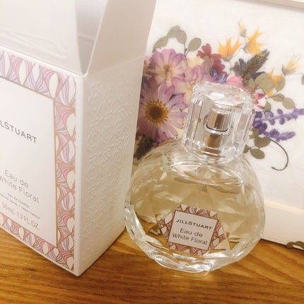 ジルスチュアート オード ホワイトフローラル/JILL STUART/香水(レディース)を使ったクチコミ(2枚目)