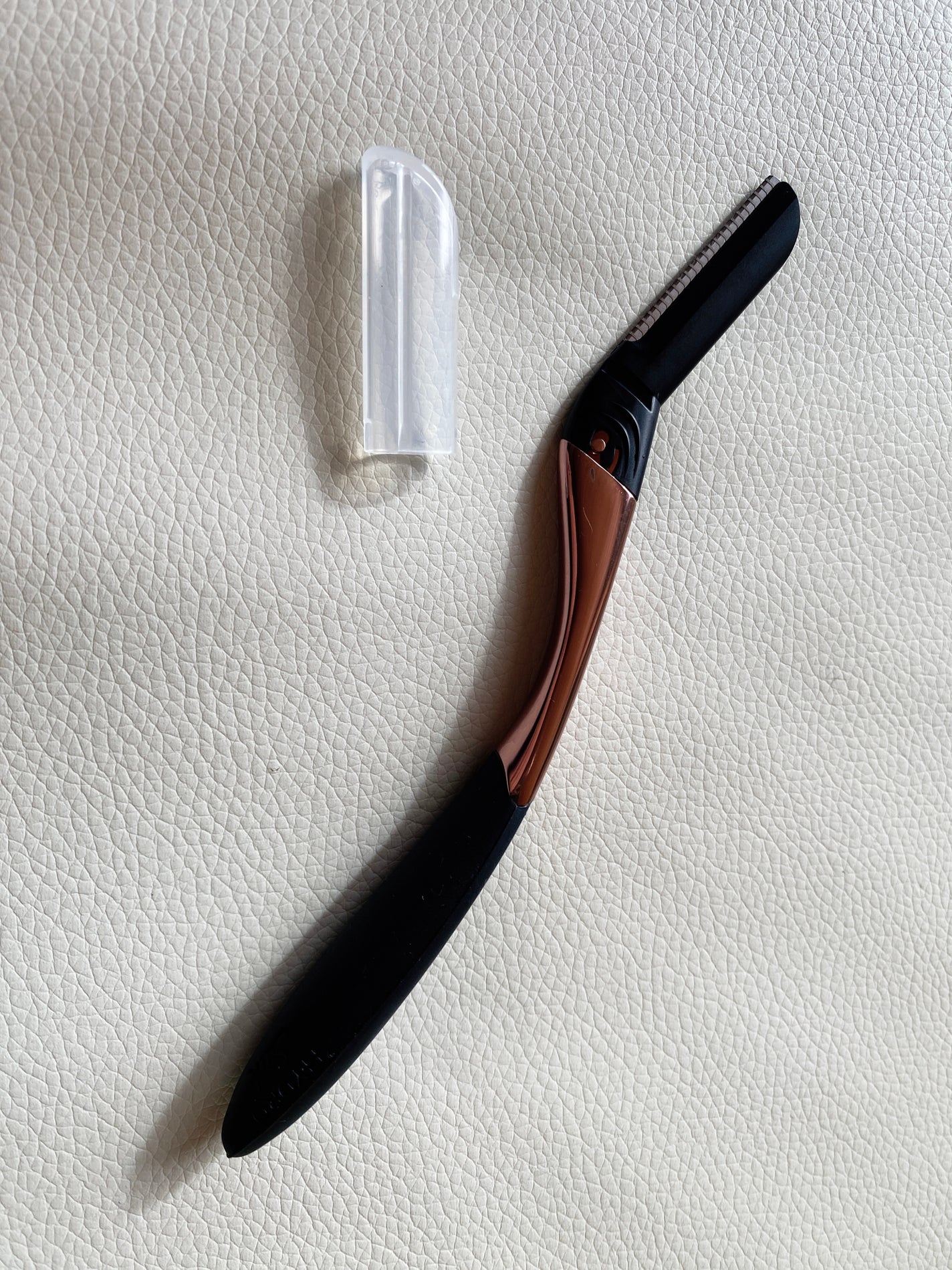 サロンプラス トーンアップ フェイススムーサー ホルダー(刃付き)/サロンプラス/シェーバーを使ったクチコミ(1枚目)