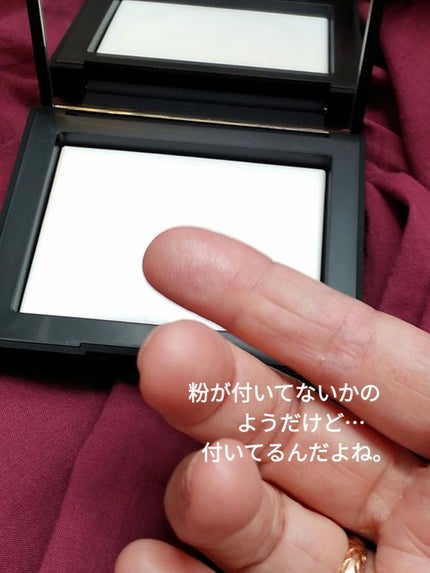 ライトリフレクティングセッティングパウダー プレスト N/NARS/プレストパウダーを使ったクチコミ(4枚目)