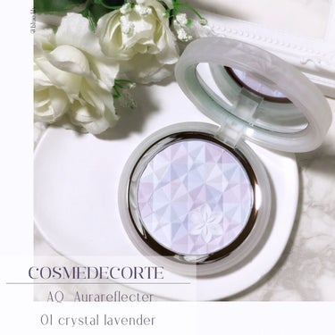 DECORTÉ ＡＱ　オーラ リフレクターのクチコミ「柔らかなオーラのある艶肌に仕立ててくれるパウダー

▫️01 crystal lavender.....」（1枚目）