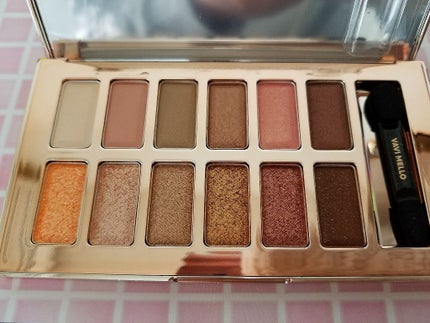 バレンタインボックス/VAVI MELLO/アイシャドウパレットを使ったクチコミ(1枚目)