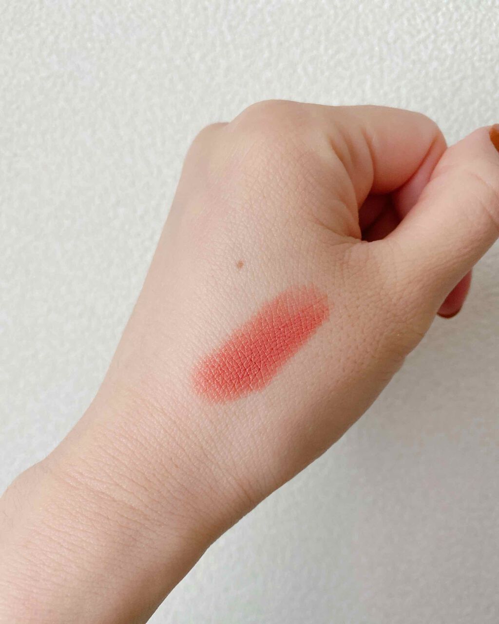 バイブラント リッチ リップスティック 02 中紅花 -NAKAKURENAI/SUQQU/口紅を使ったクチコミ（3枚目）