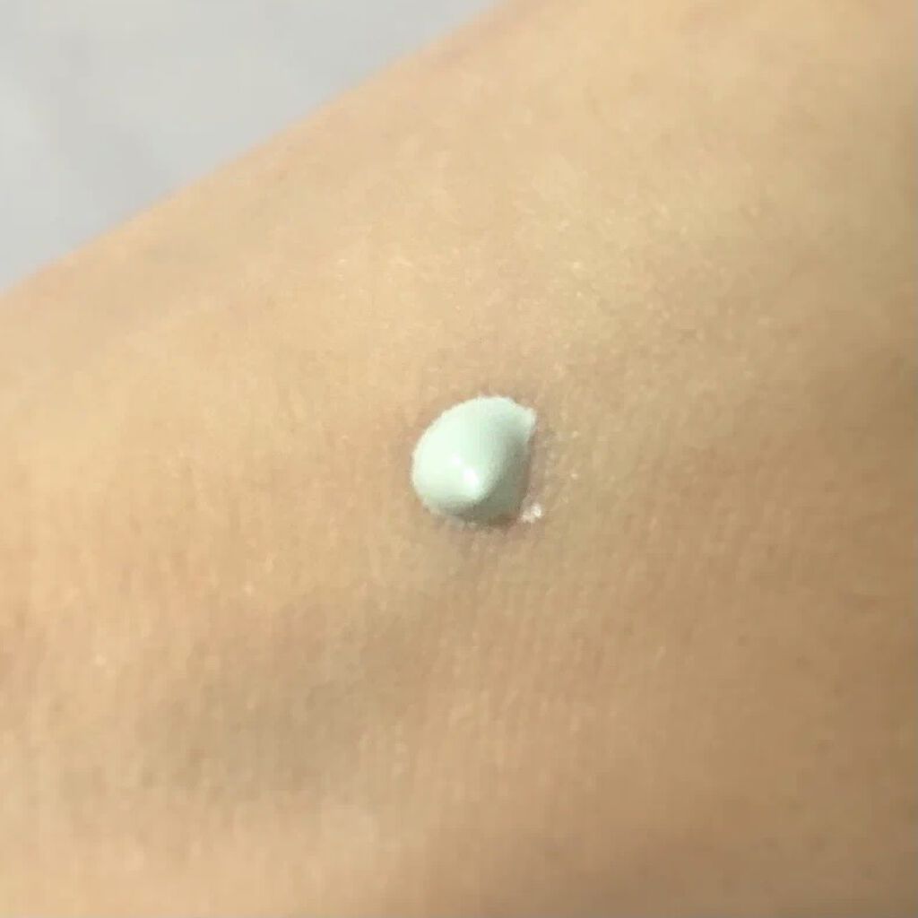 スムースカラーベース 02 ミントグリーン/毛穴パテ職人/化粧下地を使ったクチコミ（2枚目）