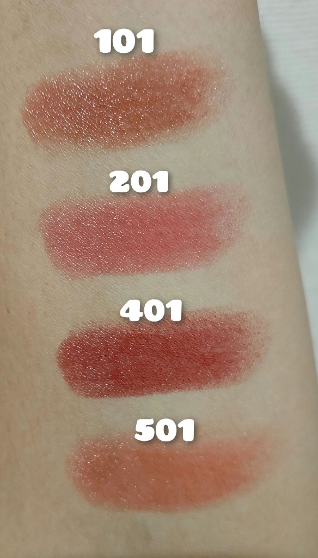 ラスティンググロスリップ/CEZANNE/口紅を使ったクチコミ（2枚目）