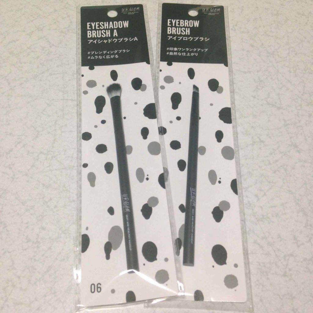 UR GLAM　EYESHADOW BRUSH A/U R GLAM/メイクブラシを使ったクチコミ（1枚目）