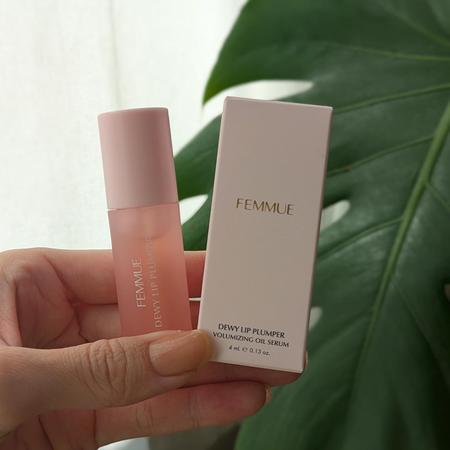 デューイー リッププランパー/FEMMUE/リッププランパーを使ったクチコミ（1枚目）