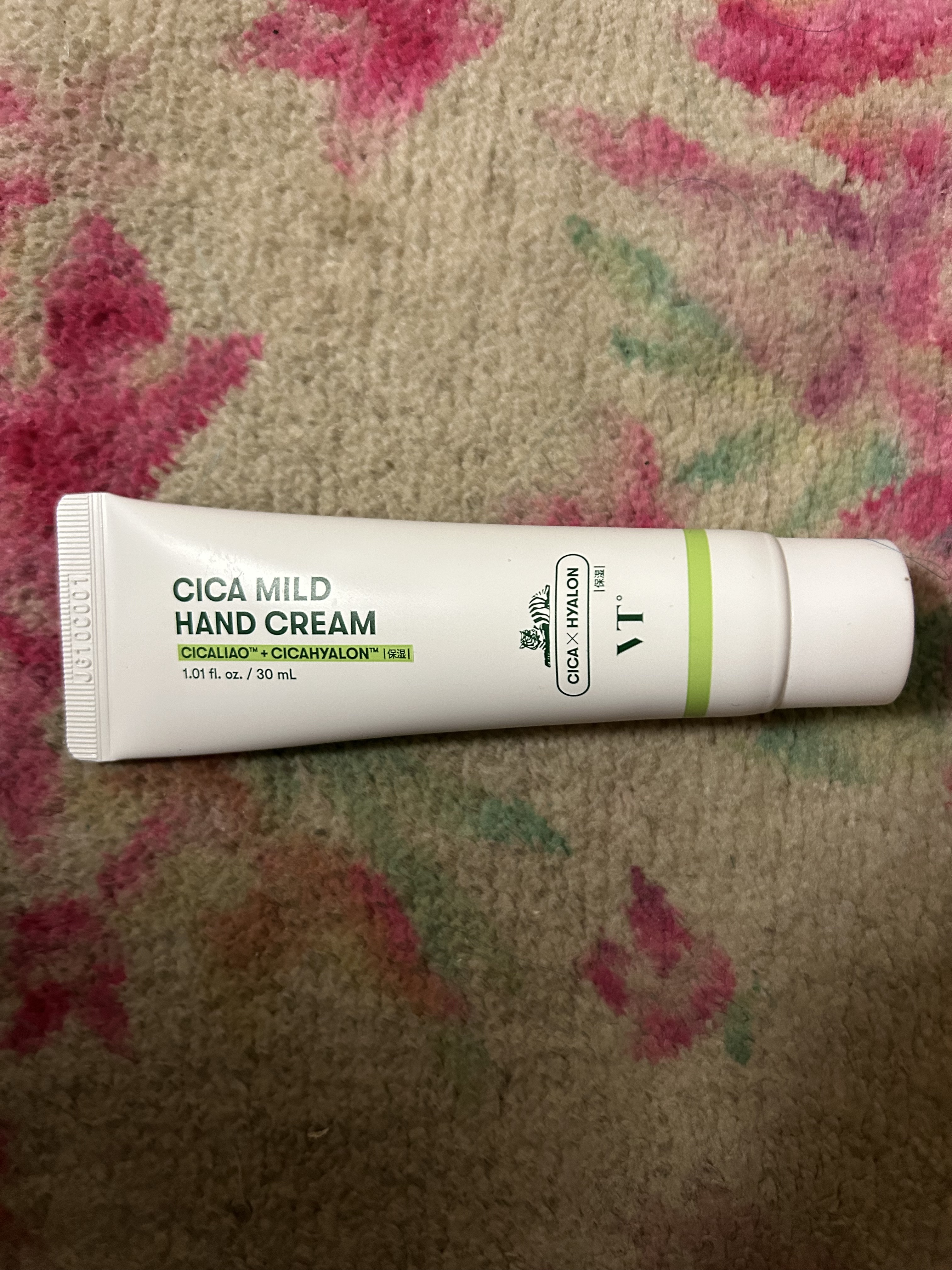 VT CICAマイルドハンドクリームのクチコミ「VT CICAマイルドハンドクリーム

ハンドクリームです( *´ω`* )
私は乾燥肌なので.....」（3枚目）