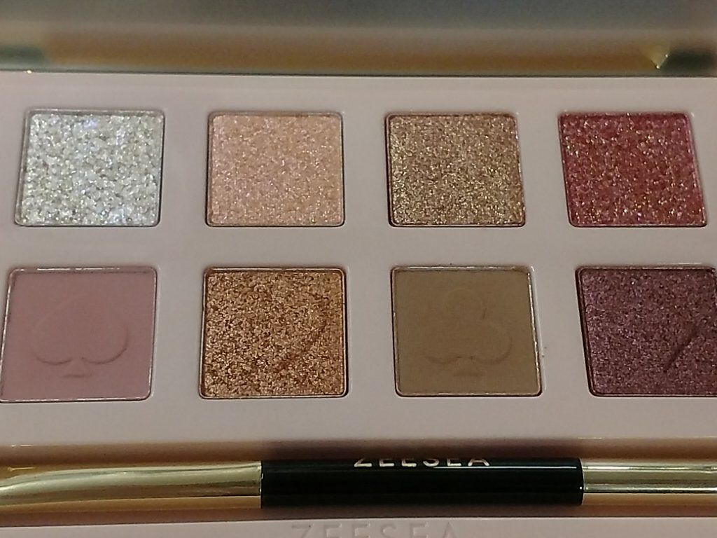 アリスドリームランドシリーズ 12色アイシャドウパレット(ZEESEA×大英博物館)/ZEESEA/アイシャドウパレットを使ったクチコミ(4枚目)