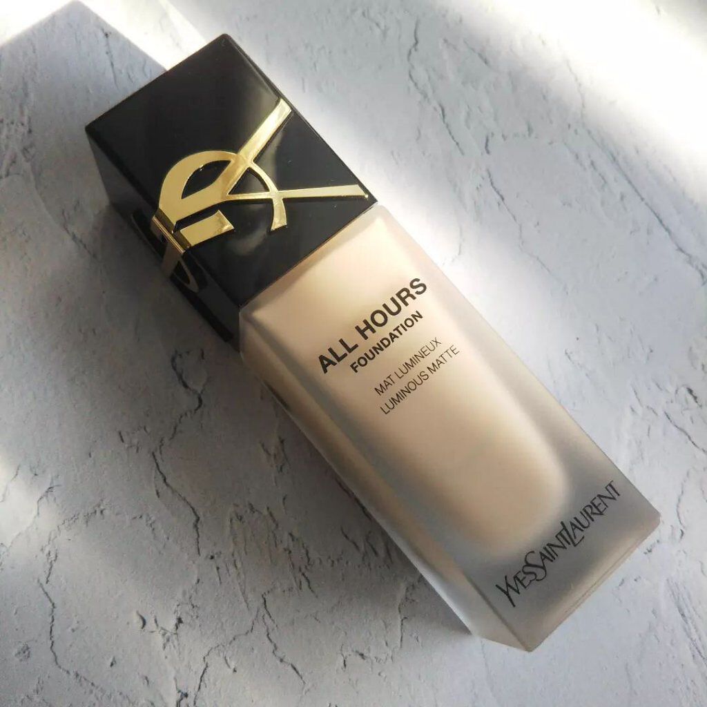 オールアワーズ リキッド/YVES SAINT LAURENT BEAUTE/リキッドファンデーションを使ったクチコミ(1枚目)