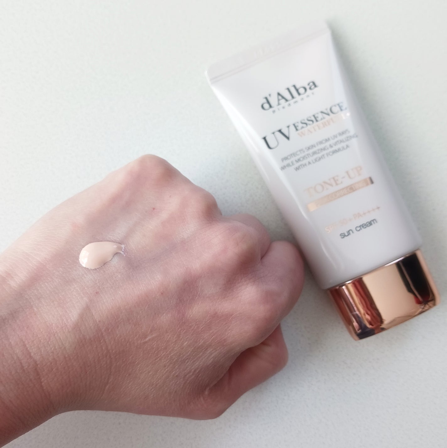 ウォータフルトーンアップサンクリーム/ダルバ/日焼け止めクリームを使ったクチコミ(2枚目)