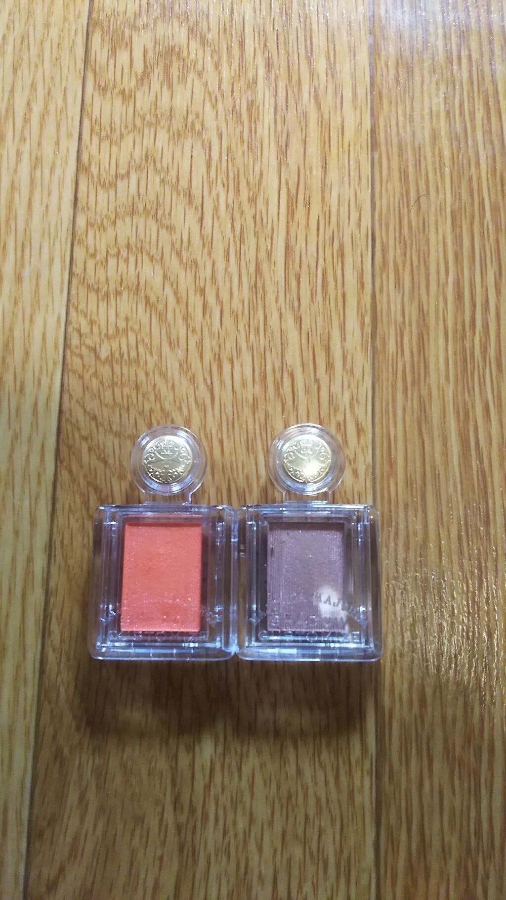 プリズム パウダーアイカラー/リンメル ロンドン/単色アイシャドウを使ったクチコミ(2枚目)