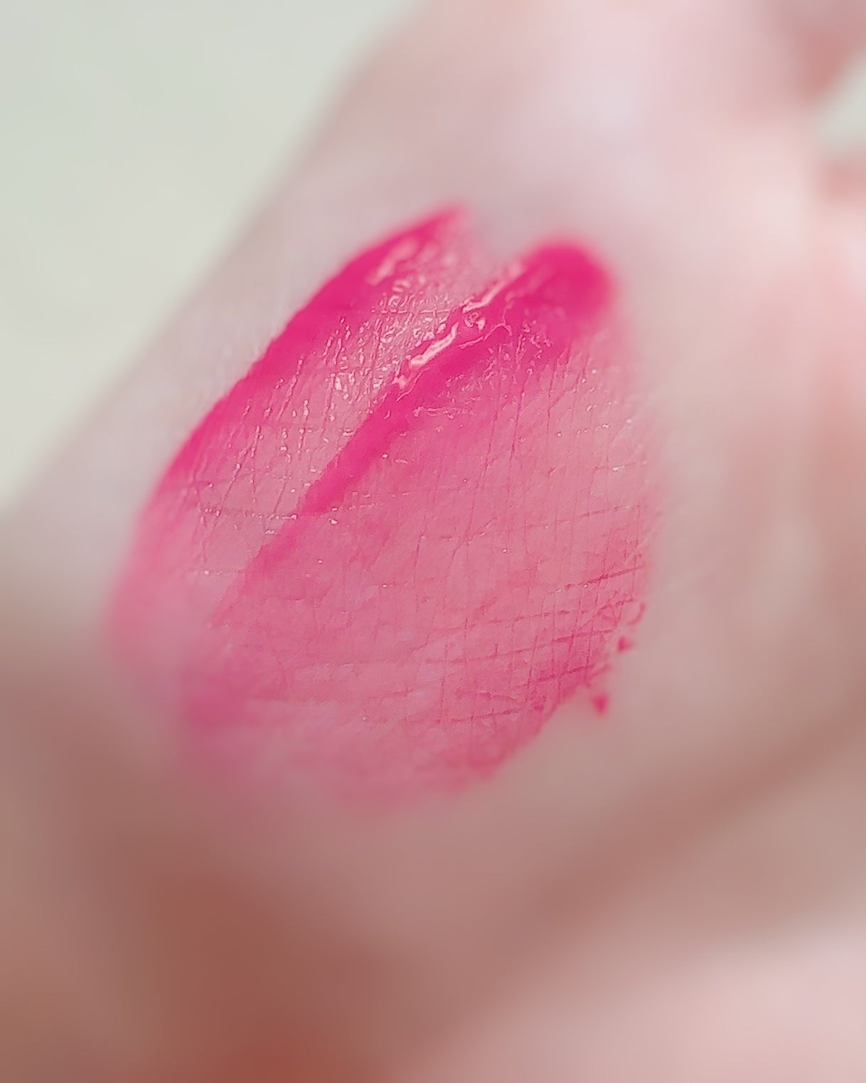 フィー ピンクオブセッションステイフィットティント/fwee/リップティントを使ったクチコミ(2枚目)