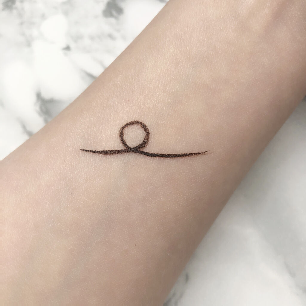 ロングラスティングアイライナー/COSCOS/リキッドアイライナーを使ったクチコミ（3枚目）