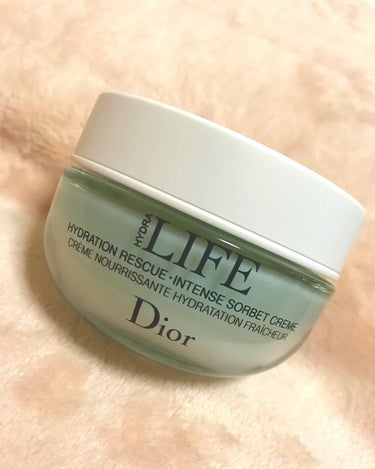 Dior
ライフソルベクリームリッチ


約10年ぶりにこのディオールの保湿ラインを購入しました(^^)

最近のスキンケアはPOLAのミルクかディオールの他のラインのクリームで最後終わっていたんですが