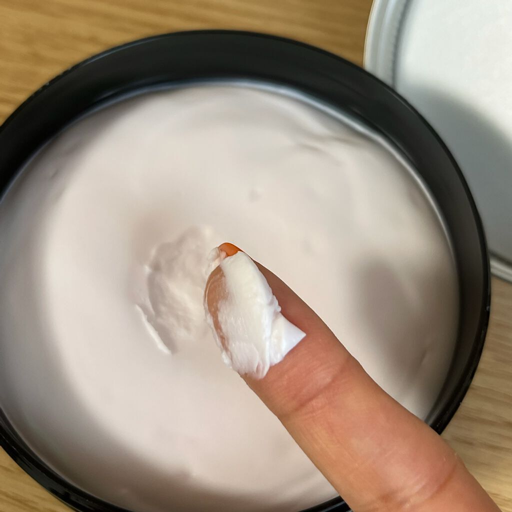 ボディバター ピンクグレープフルーツ/THE BODY SHOP/ボディクリームを使ったクチコミ（2枚目）