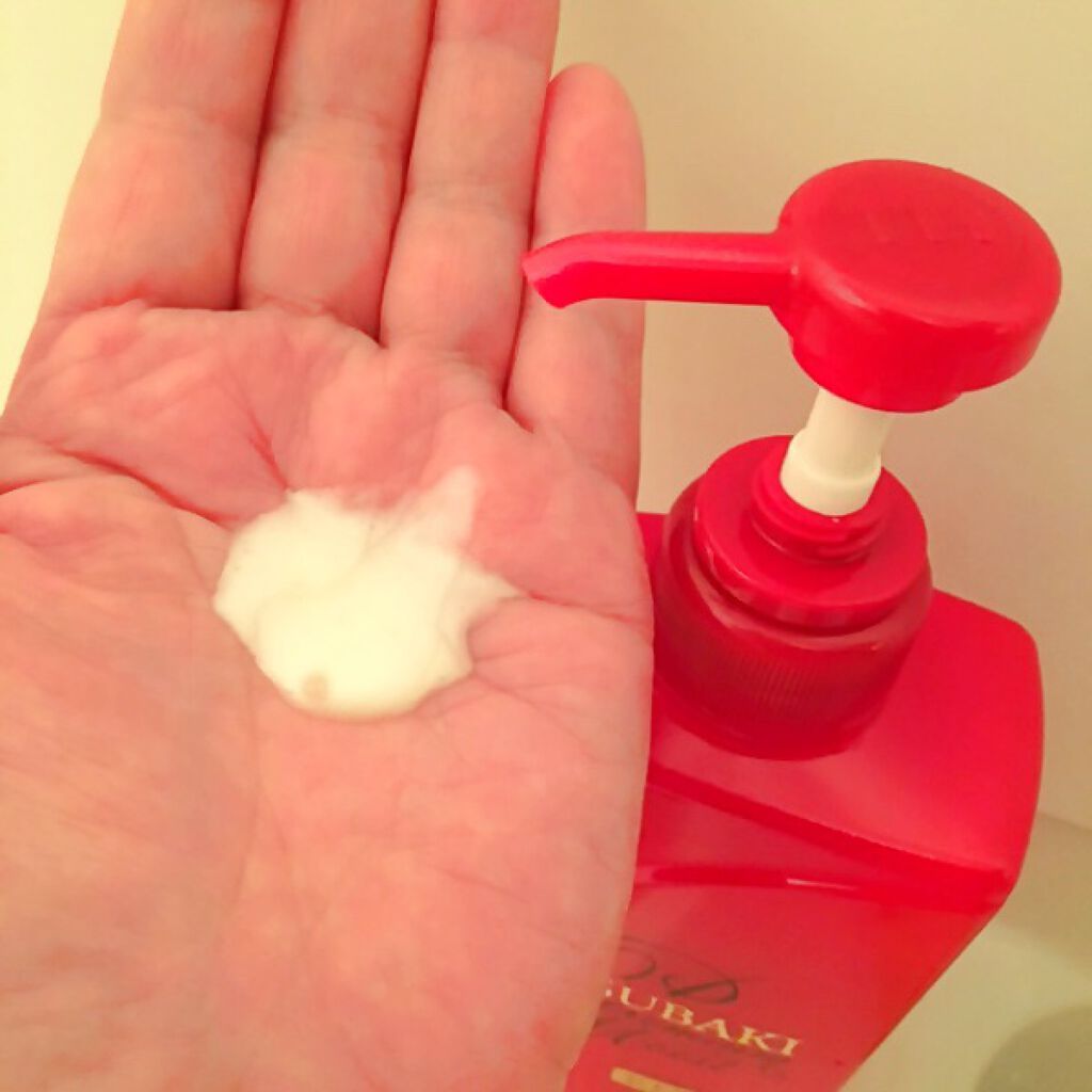 プレミアムモイスト シャンプー／ヘアコンディショナー コンディショナー 490ml/TSUBAKI/市販シャンプーを使ったクチコミ（2枚目）