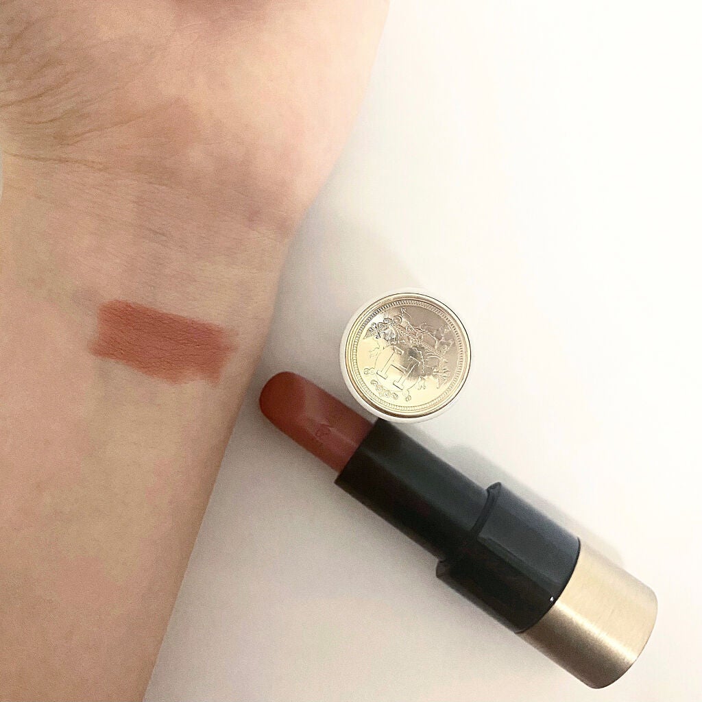 〈ルージュ・エルメス〉 ルージュ ア レーヴル サティネ/エルメス/口紅を使ったクチコミ(2枚目)