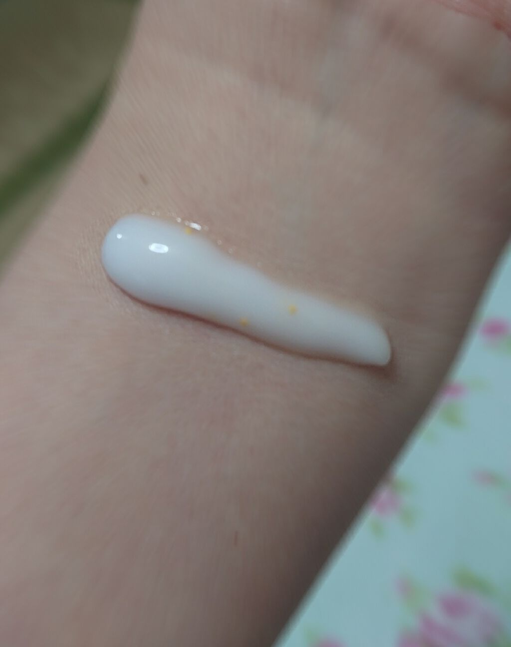 フレグランスハンドクリーム/オリエンタルランド/ハンドクリームを使ったクチコミ(2枚目)