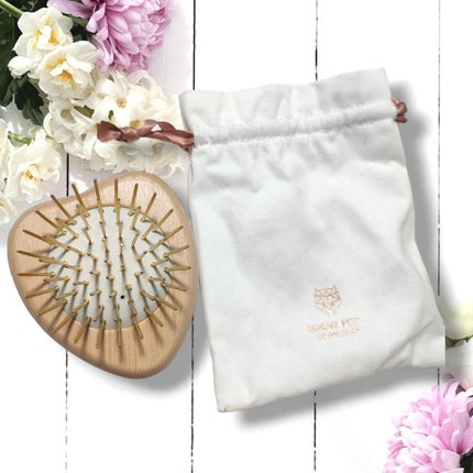 プレミアム FOX カッサ ウッド ミニハート ヘアブラシ/SNOW FOX SKINCARE/ヘアブラシを使ったクチコミ(2枚目)