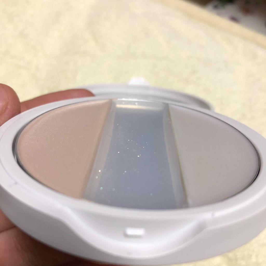 アートクラス バイ ロダン ルミネージュ バーニッシュ/too cool for school/プレストパウダーを使ったクチコミ（3枚目）