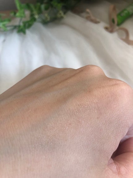 オーガニックリップバーム(オレンジジンジャー)/Dr. Bronner's Magic Soaps(海外)/リップケアを使ったクチコミ(3枚目)