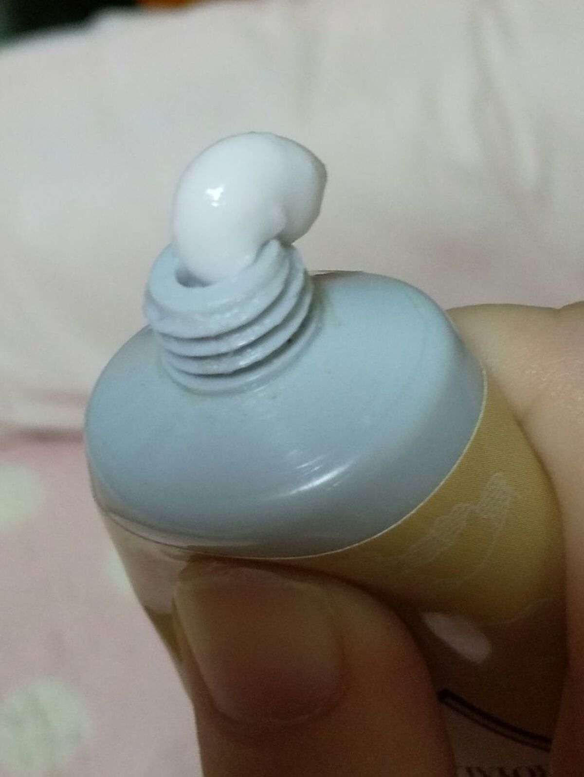 ロイヤルパーティー ハンドクリーム/DAISO/ハンドクリームを使ったクチコミ（3枚目）