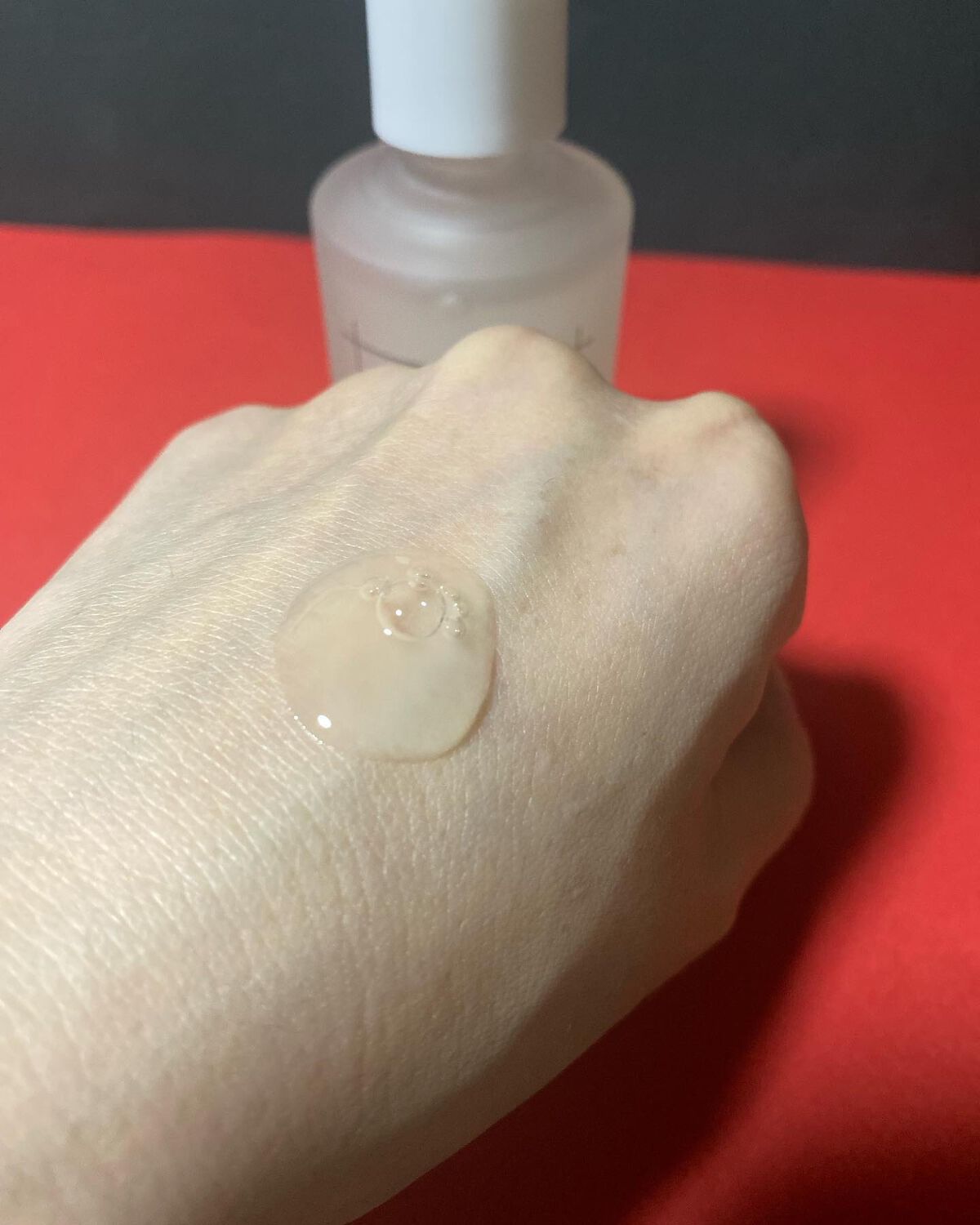 リア on LIPS 「ナンバーイン 3番 すべすべキメケアセラム大好きな韓国コスメそ..」(2枚目)