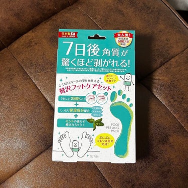 素数 フットピーリングパック ペロリン ミントのクチコミ「ずっと足のケアをおろそかにしていたので、気になって夏前にやってみようと購入したフットピーリング.....」（1枚目）