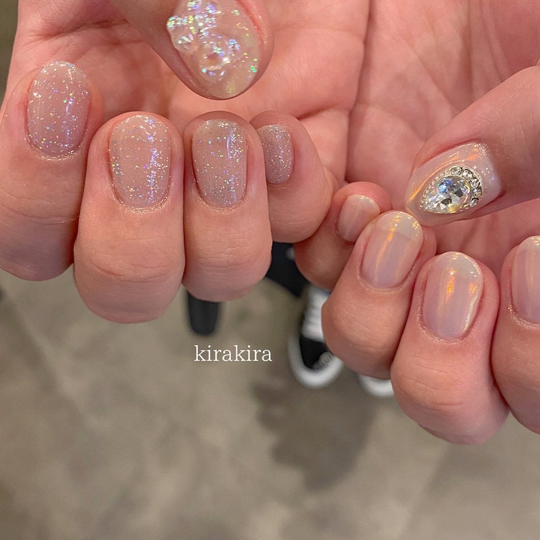 mina on LIPS 「キラキラ感がたまりません🤭♡ラメmirror🧸ちゃんもいます..」(1枚目)