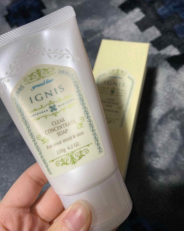 ★IGNIS 
Clear concentrate soap
洗顔料です。これではないものが欲しかったのですが在庫がなく、こちらにしました。
毛穴の奥まで洗ってくれるというものです。
洗った後の突っ張り