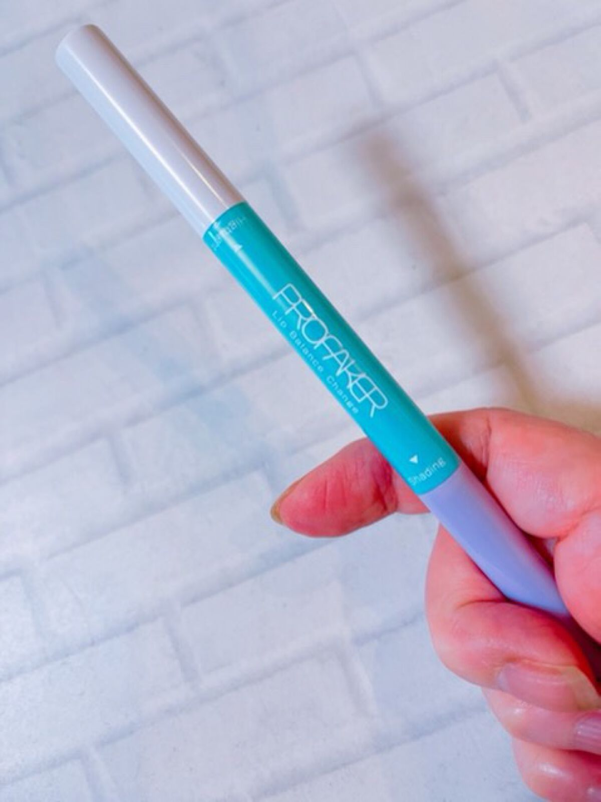 リップバランスチェンジ /プロフェイカー/リップライナーを使ったクチコミ(2枚目)